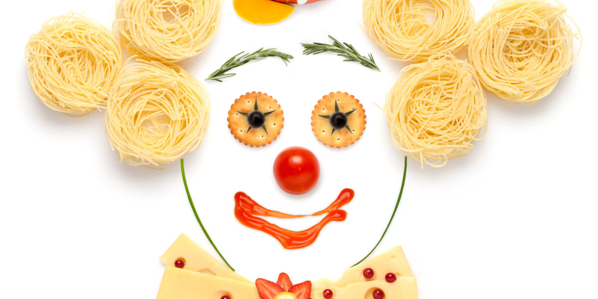 US judge dismisses $10bn Trump